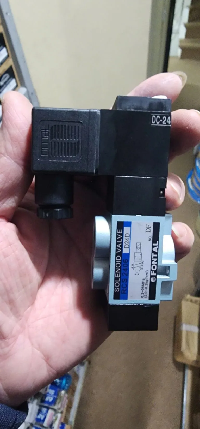 Van điện từ RCS2406-02-D24D